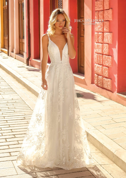 Style: 700216